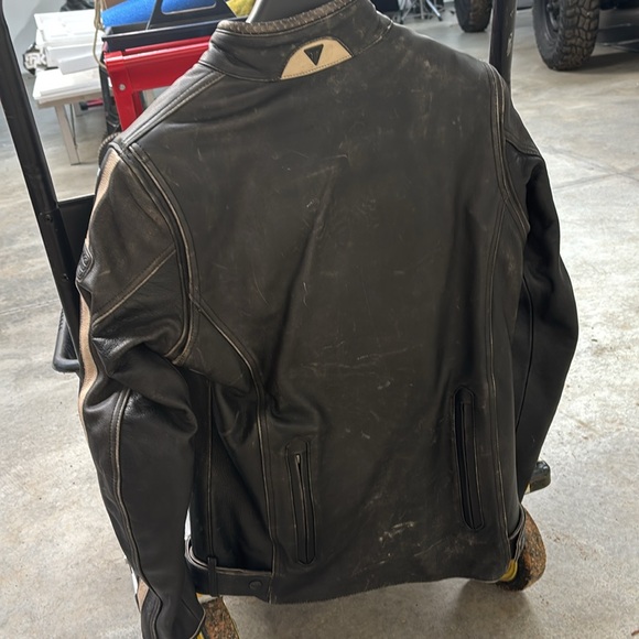 Triumph Raven Motorcycle Jacket - Picture 13 of 16